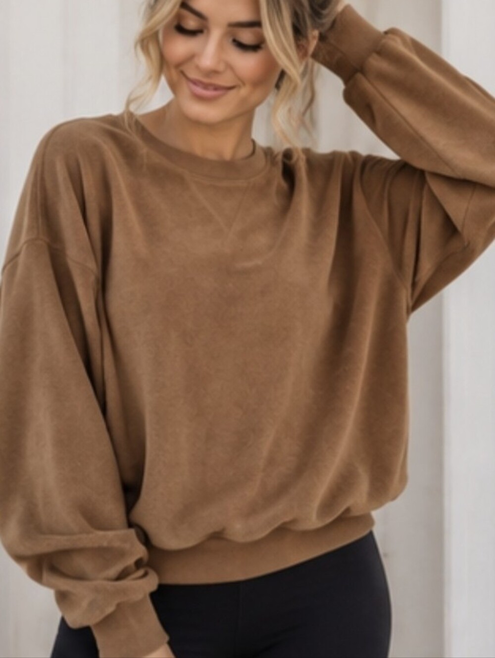 Grade & Gather Brown Plush Crewneck Sweatshirt Women Size M Cozy Soft Pullover